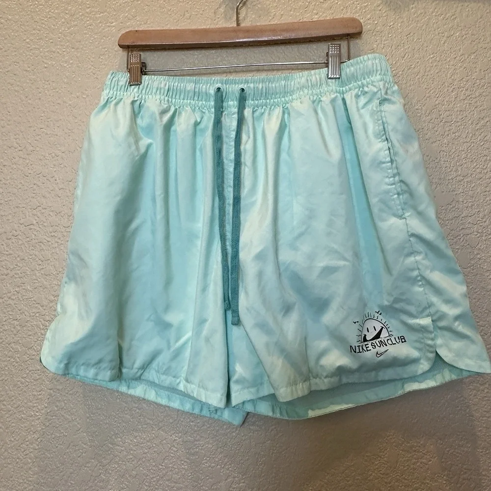 Nike Sun Club Shorts Boys Sz XL Sportswear Woven Flow Mint Foam DV9600-379 Retro